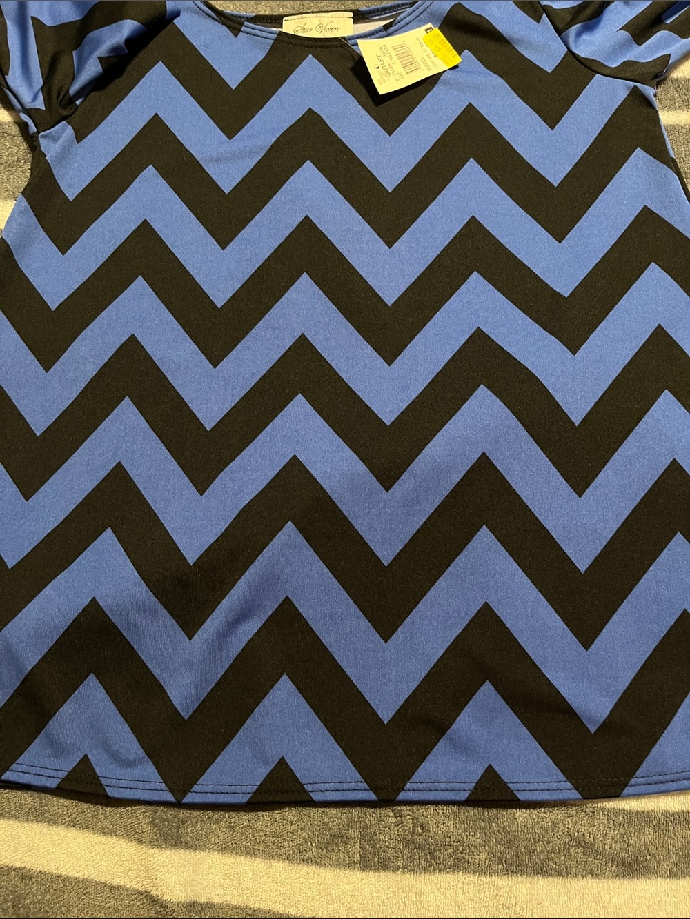 Star Vixen Blue and Black Chevron Cold-Shoulder Tunic - Picture 6 of 6